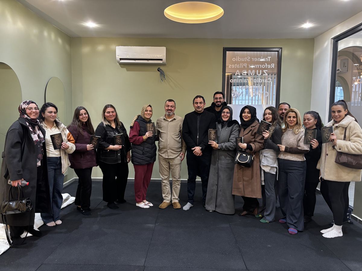 İdris Demir kitap imza etkinliği